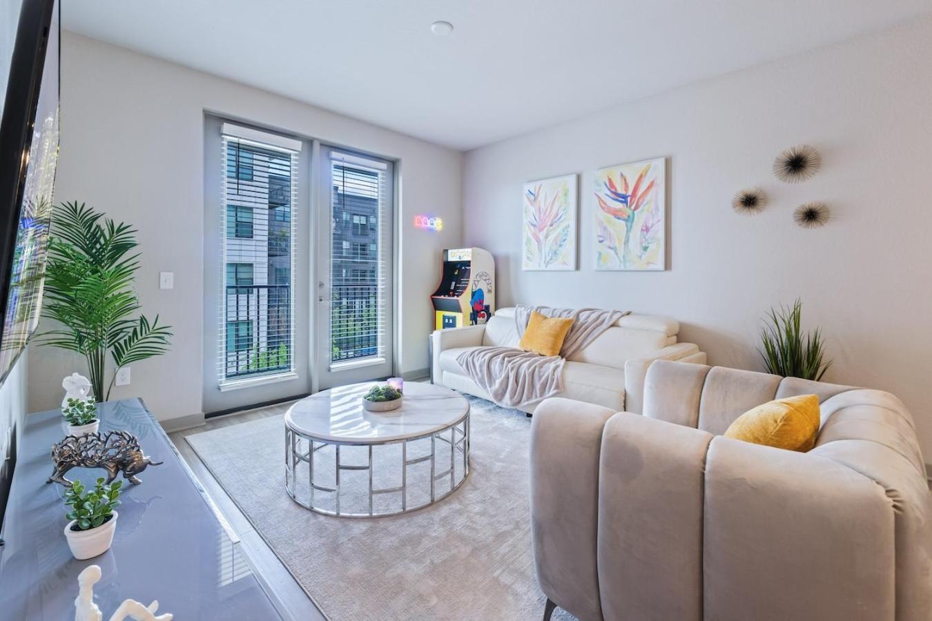 Tropicana Field 2 Bed In Dwtwn With Free Parking Apartment St. Petersburg Luaran gambar