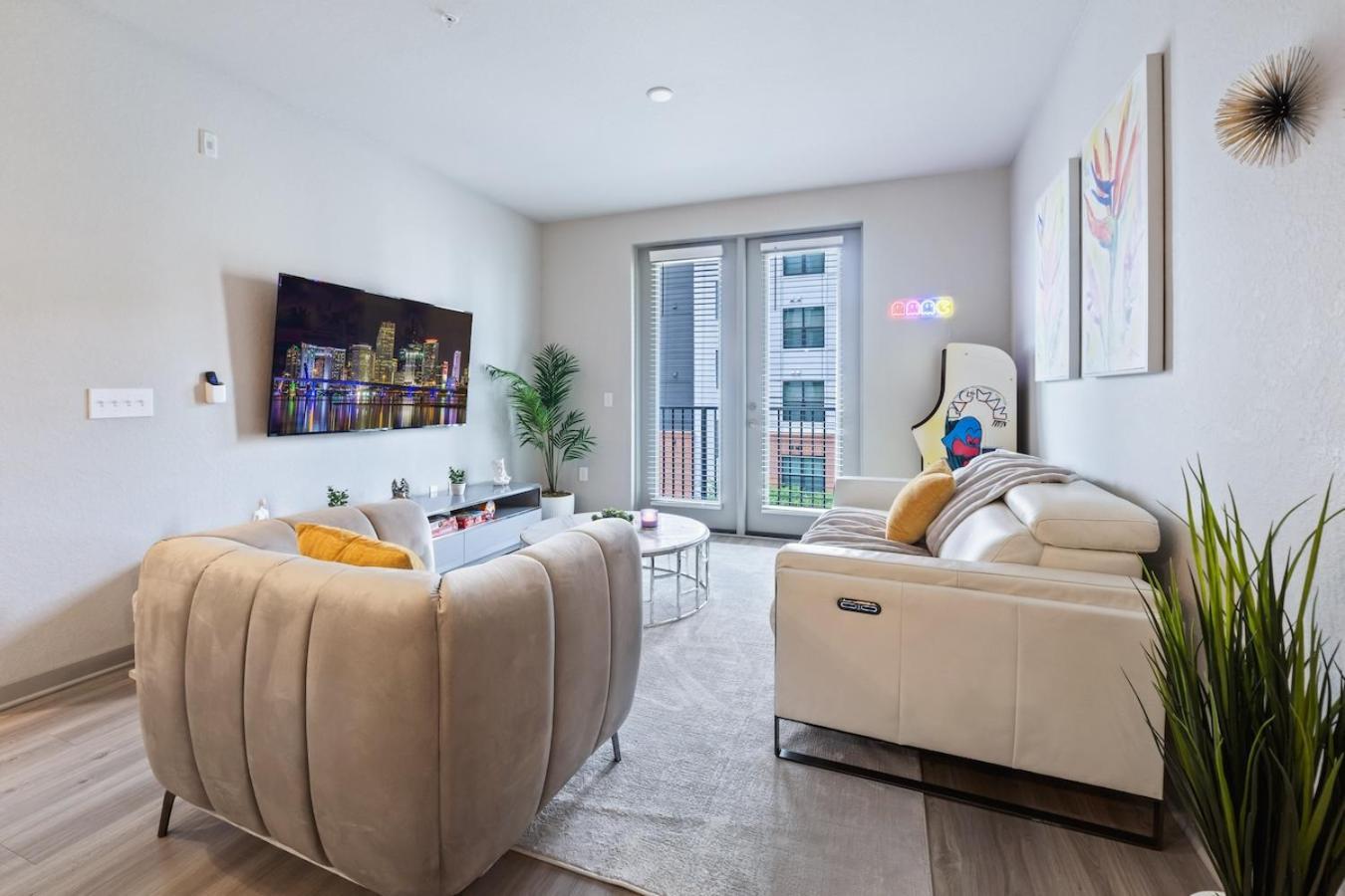 Tropicana Field 2 Bed In Dwtwn With Free Parking Apartment St. Petersburg Luaran gambar