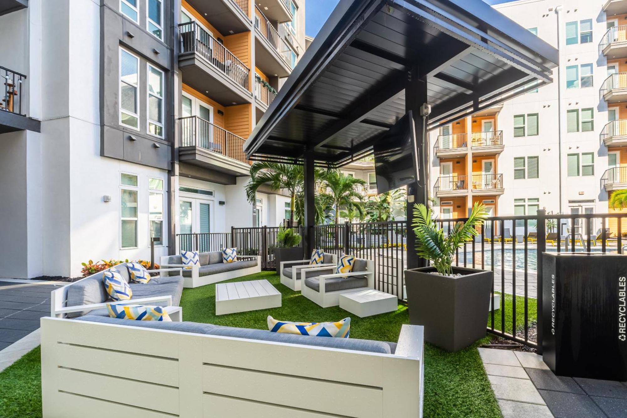 Tropicana Field 2 Bed In Dwtwn With Free Parking Apartment St. Petersburg Luaran gambar